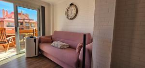 Estudio tranquilo cerca del mar.