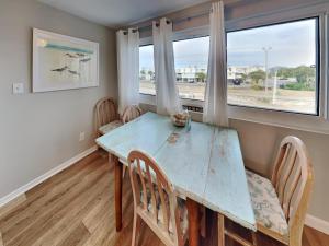 Starboard Village 3-321