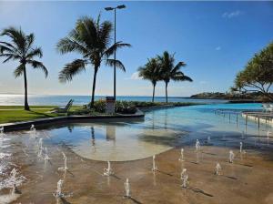 Spacious Beach Apartment Yeppoon - ARay at Cooee Bay - Apt B