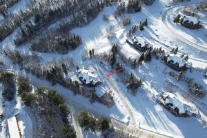 CR1 Top Rated Ski-In Ski-Out Townhome Great views fireplaces fast wifi AC - Short walk to slopes