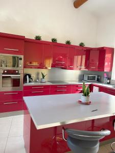 Villas MAISON FAMILIALE SPACIEUSE 15 personnes : photos des chambres