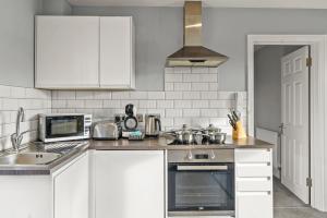 BridgeCity Modern Holiday Condo in Maidstone - f8