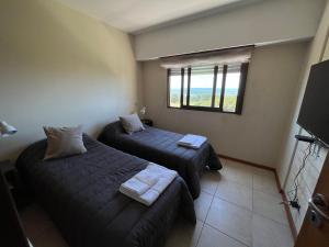 Departamento excelente vista al mar frente al golf (Alem)