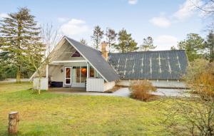 2 Bedroom Beautiful Home In Hemmet