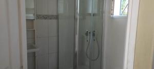 Villas chambre dans maison colocation 20 min de Paris : photos des chambres