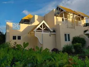 COTE OEUST B1 - Triolet