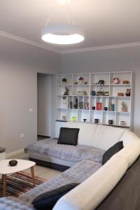 Tirana Gallery Apartment - City Center View
