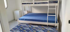 Apto PITANGUEIRAS SACADA-5Min Praia 1 vaga SERV PRAIA-6P