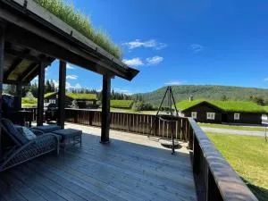 Ny og moderne hytte i Stryn. Solrik plassering - Blakset