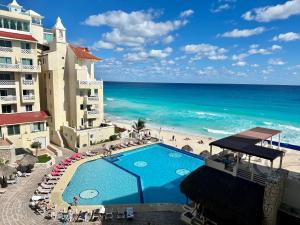 Cancun Plaza - Best Beach