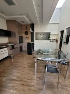 Casa SHOW RURAL em Condomínio Fechado mobiliada - Cafelândia