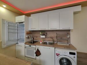 Newly renovated 2 bedroom apartment in Sofia