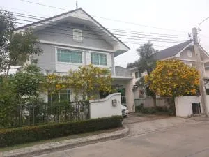 WanaleesiriSuvarnaphumiHouse - Ban Khlong Lat Bua Khao