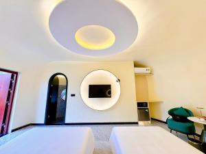 Moc Chau Island - Bach Long Glass Bridge