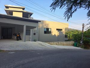 Seaview Eagles Nest Apartments