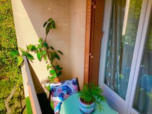 Appartements GRAND PARIS, private parking, balcony and metro, 24 hours self checking : photos des chambres