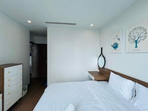 2BR Vinhomes Skylake Near Korean Town