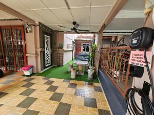 Homestay LaNik Saujana Utama 2