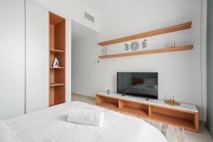 Sunny Studio In Vibrant Dubailand Area