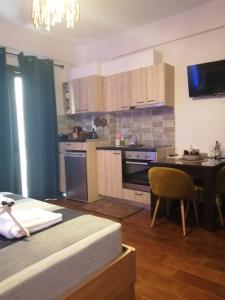 REST On The Pedestrian Street