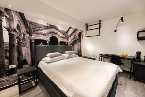 Split city centre room