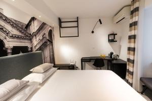 Split city centre room