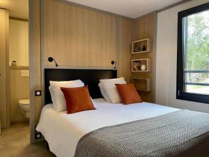 Chalets Cottage La Petite Bauloise - Piscine sous dome - Parking : photos des chambres