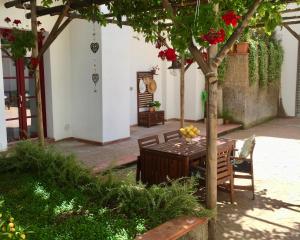 SECRET GARDEN apartment