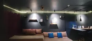 EL MEIR Staycation Beside Enchanted Kingdom -Premium Stay - Perlas