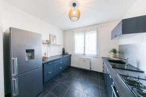 CineHome - 5 min Tours centre-ParkingTram au pied