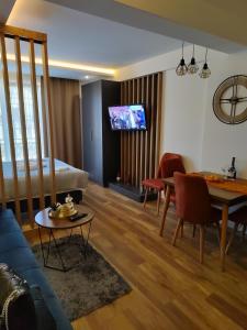 President Kop Paxson