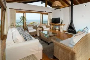 Sandy's Spot: sunny pet-friendly house with a pool - Ferreiratown