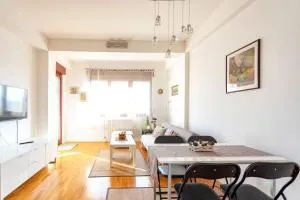 Convenient, family-friendly and stylish 3 bed apt - Ždanec