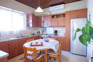 Lias Cozy House