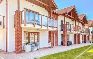 Stunning Apartment In Zarnowska - Wicko