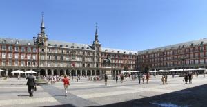 Calle Moratin, Martinez, Plaza Platería de Martínez, 52, 28014 Madrid, Spain.