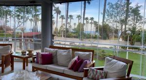 APARTAMENTO CON ESPECTACULAR TERRAZA FRENTE AL MAR