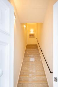 Chic 1BR Retreat in St Julians by Holi