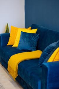 Chic 1BR Retreat in St Julians by Holi