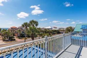 At Last 100 to Beach Access Close to Shops