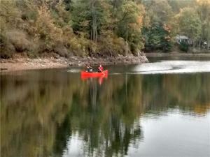 Yeomans Cottage on the Water!