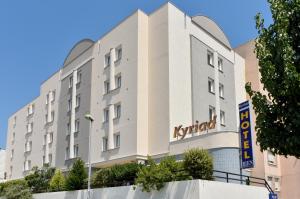Hotels Kyriad Saint-Etienne Centre : photos des chambres