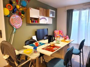 Appartements Candyland-20min Disney-Famille : photos des chambres