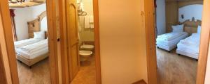 Familiensuite mit Balkon