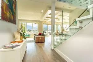 Mountain Serenity Meets Luxury - Upper Squamish