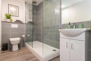 Stylish 1-Bed Flat - City Centre & Parking