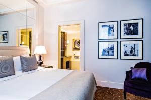 Mosaic Suite, 1 Bedroom Suite, 1 Super King room in Prince de Galles a Luxury Collection hotel Paris
