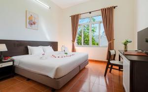Phòng Deluxe Giường Đôi/2 Giường Đơn (Deluxe Double or Twin Room)