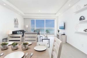 Encantame Towers Velero C302 Condo