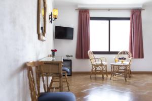 Hostal Alhambra - Adults Only